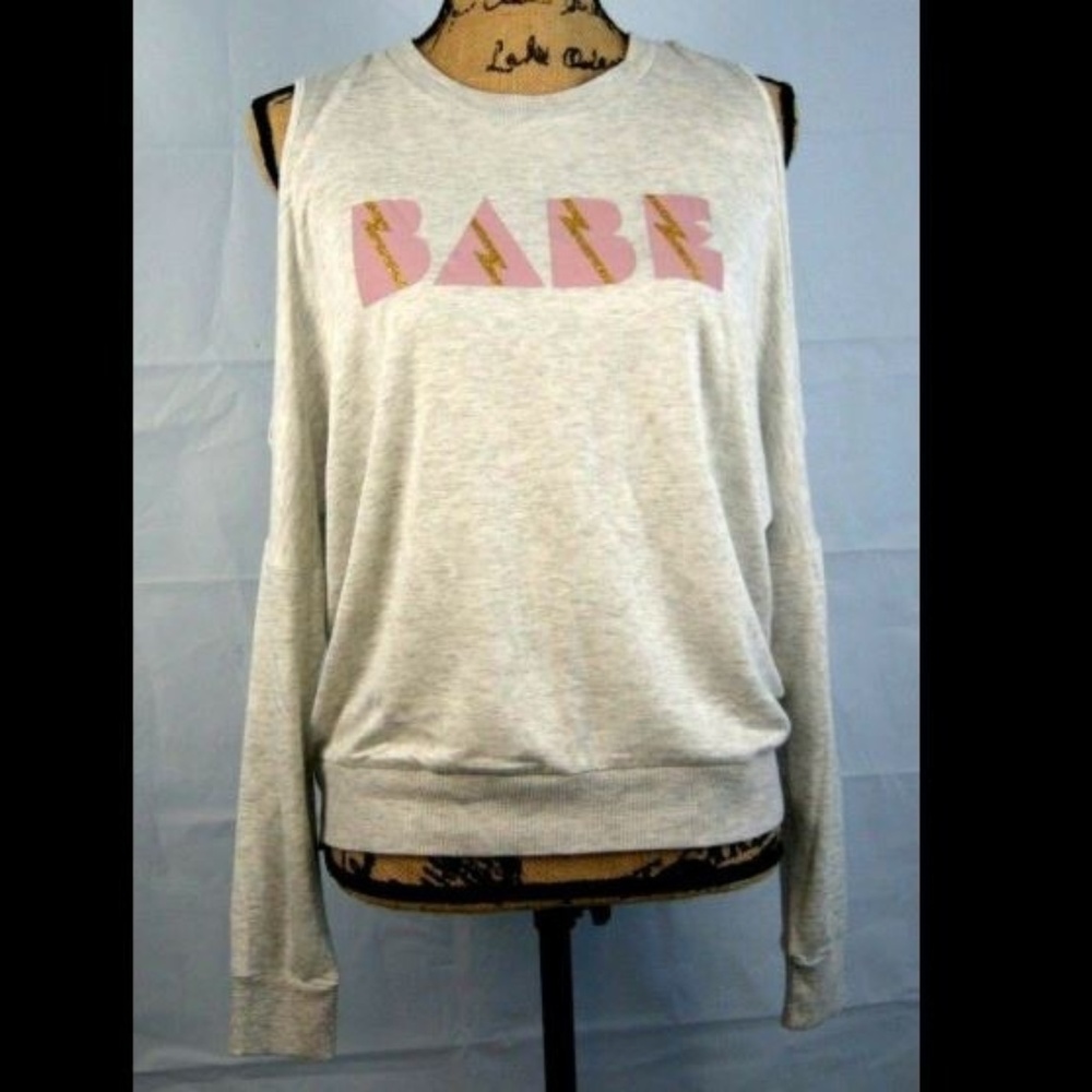 "BABE" Cold Shoulder Graphic long sleeve Tee